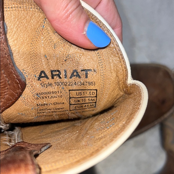Brown Leather Cowboy Boots Ariat Size 11.5 D - Picture 4 of 9